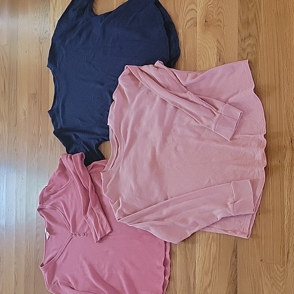 Waffle layer shirts (3). Time and Tru/ Terra Sky